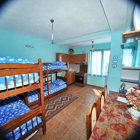 Pemaj Hostel Shkoder Bilik gambar