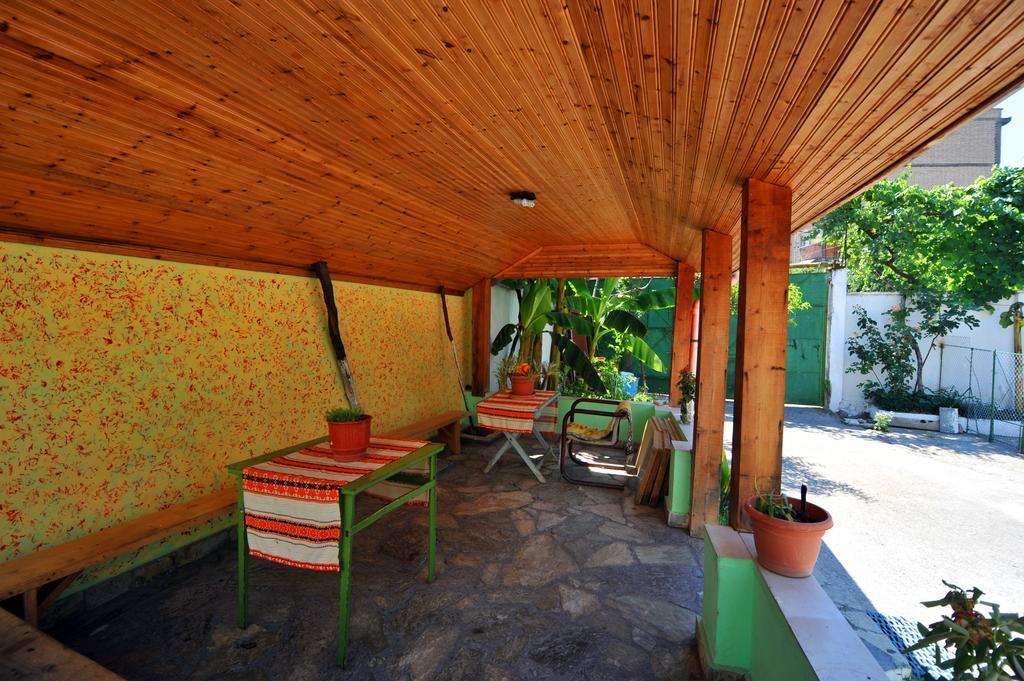 Pemaj Hostel Shkoder Luaran gambar