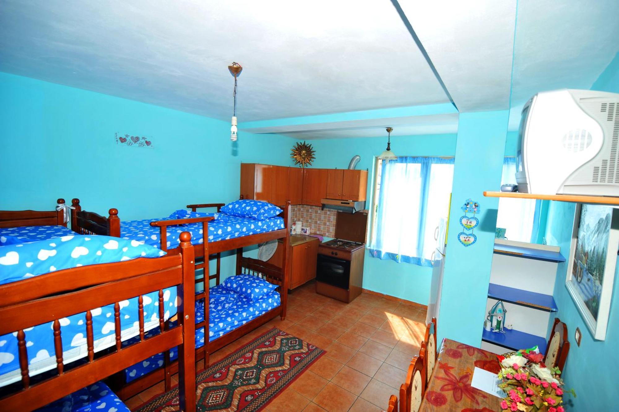 Pemaj Hostel Shkoder Bilik gambar