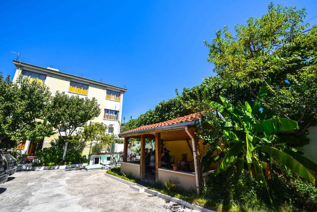 Pemaj Hostel Shkoder Luaran gambar