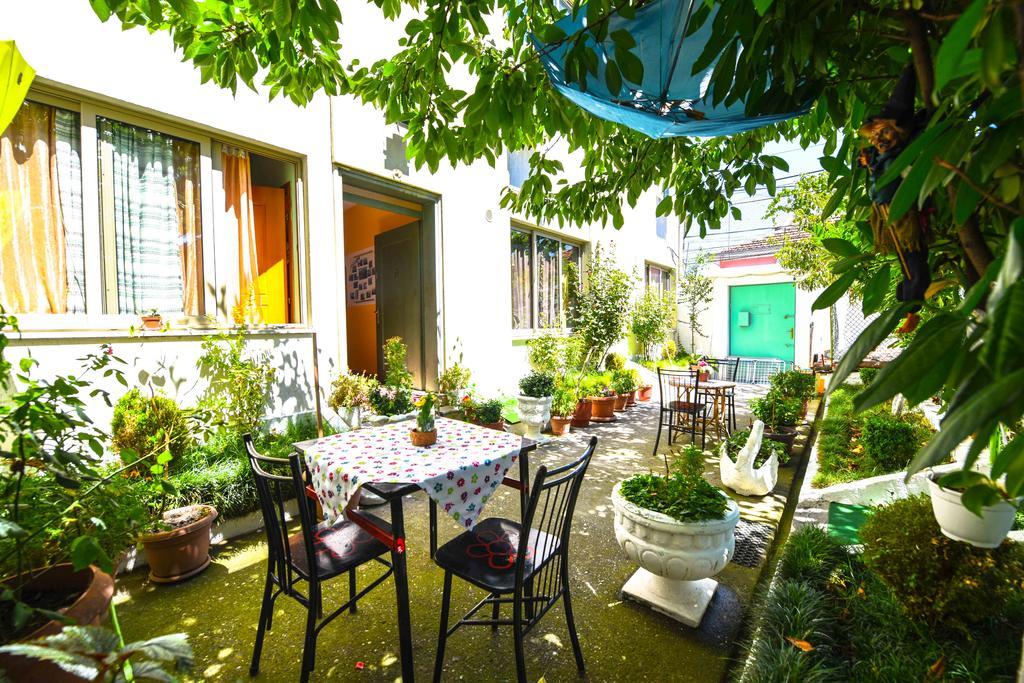 Pemaj Hostel Shkoder Luaran gambar