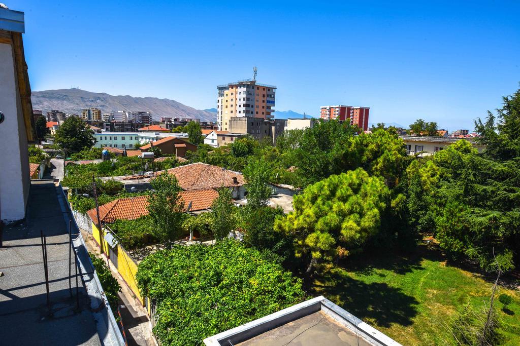 Pemaj Hostel Shkoder Luaran gambar