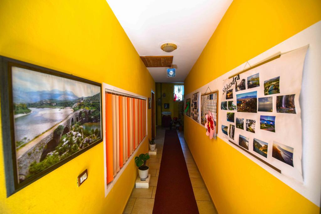 Pemaj Hostel Shkoder Luaran gambar