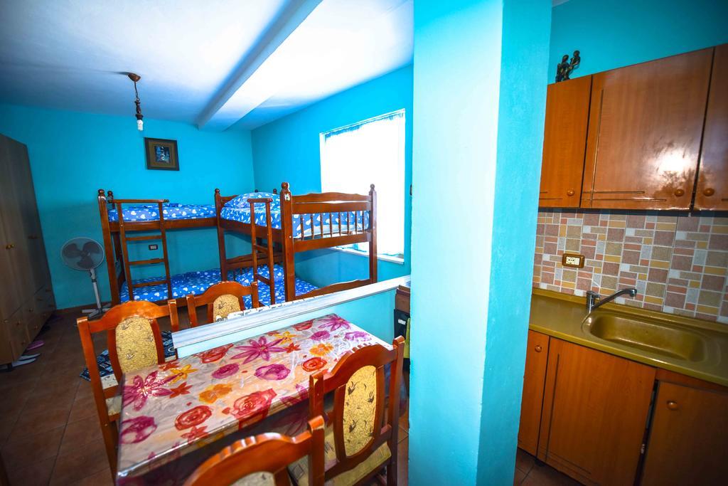 Pemaj Hostel Shkoder Luaran gambar