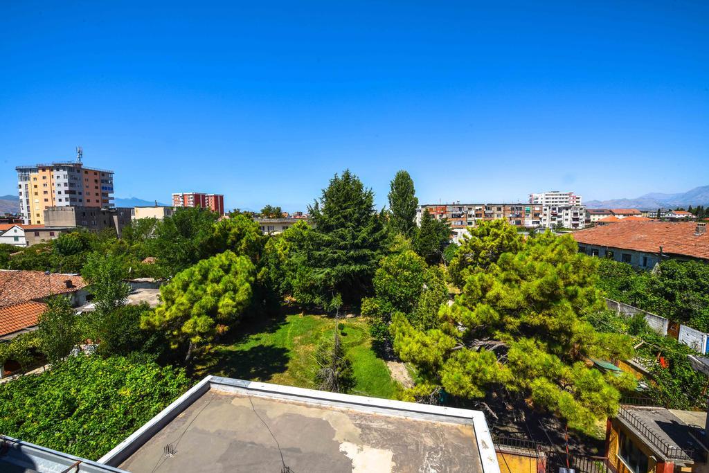 Pemaj Hostel Shkoder Luaran gambar